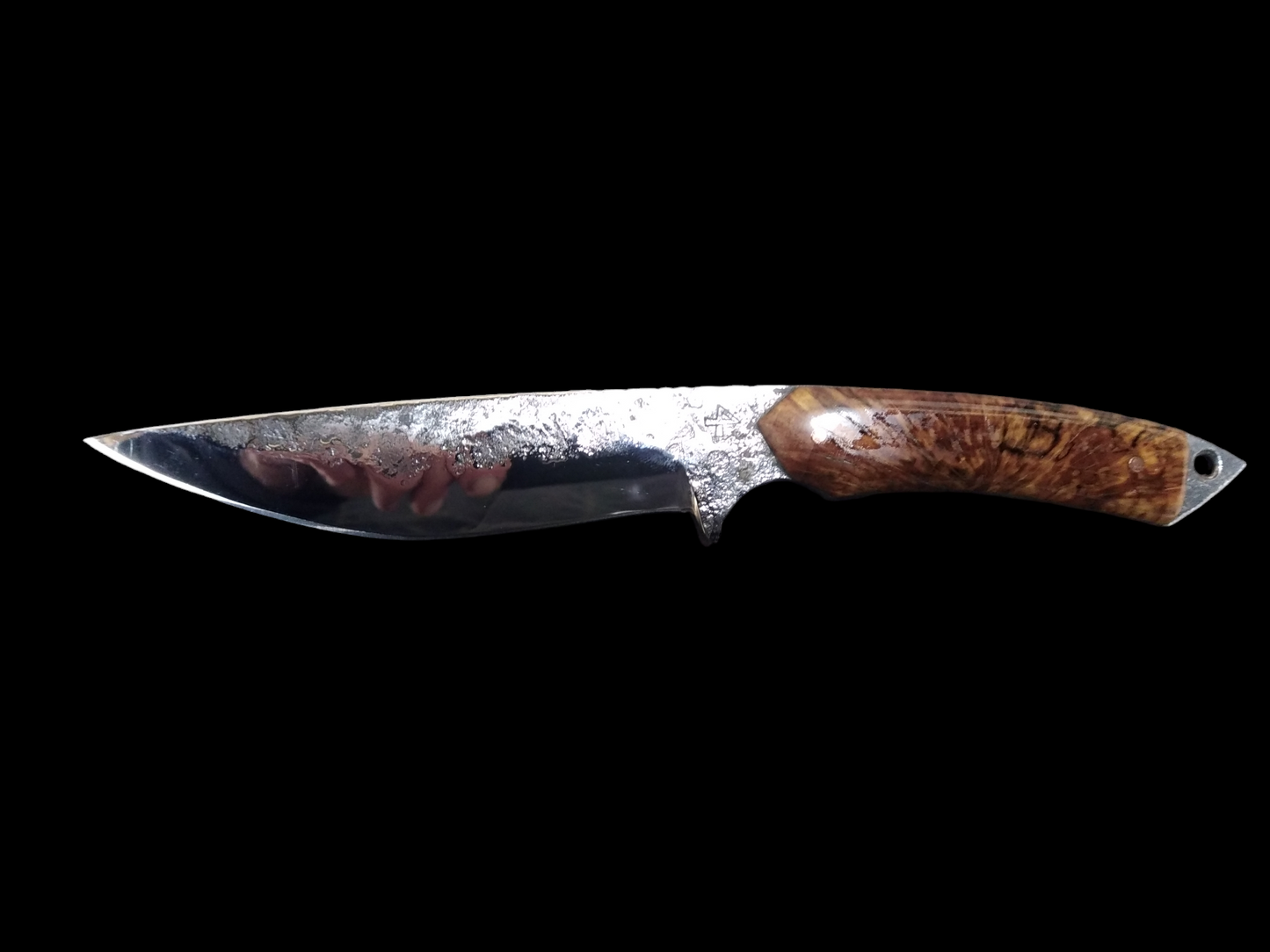 couteau d'extérieur manche en fresne olivier