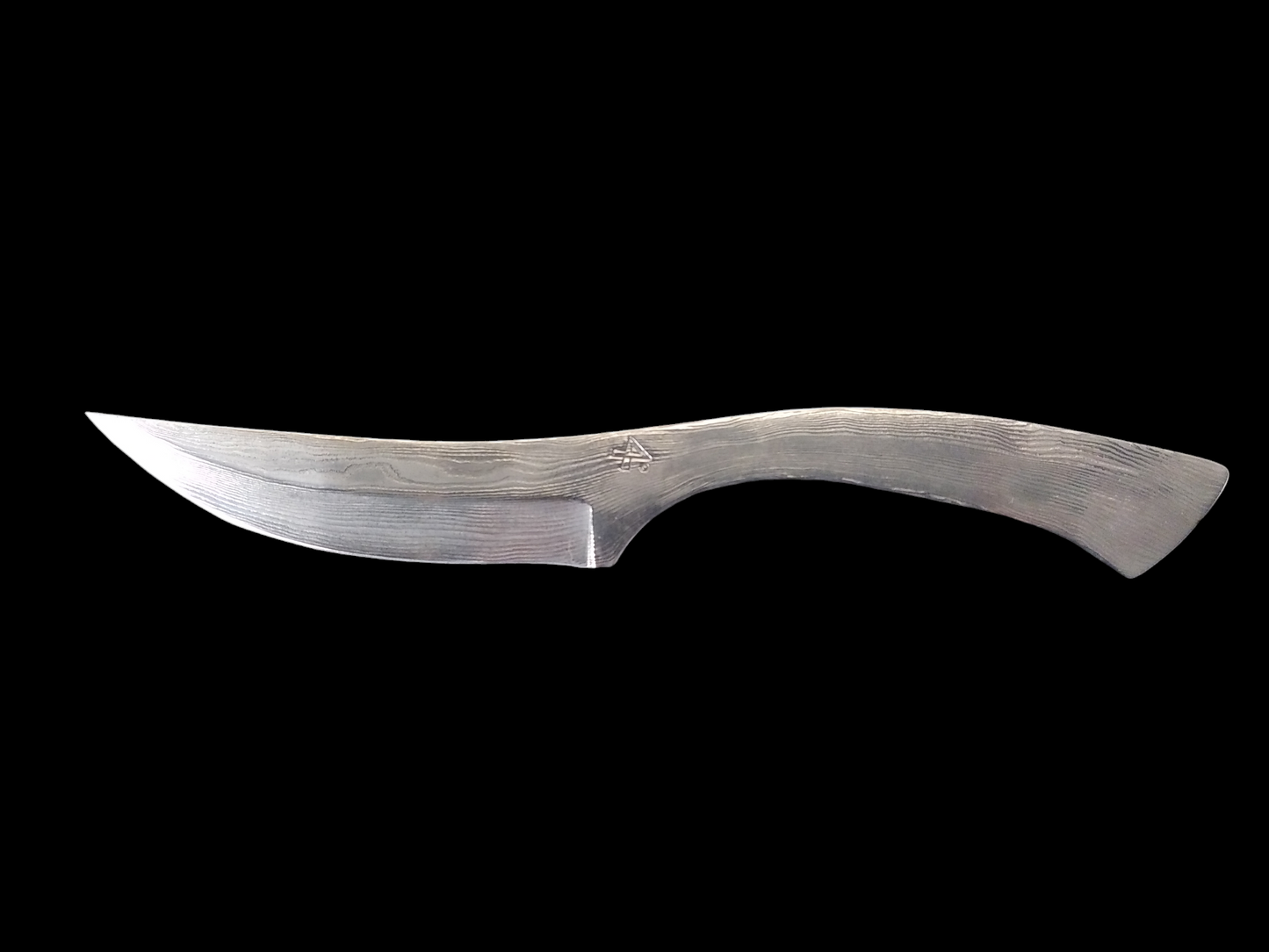 couteau tout en acier Damassé